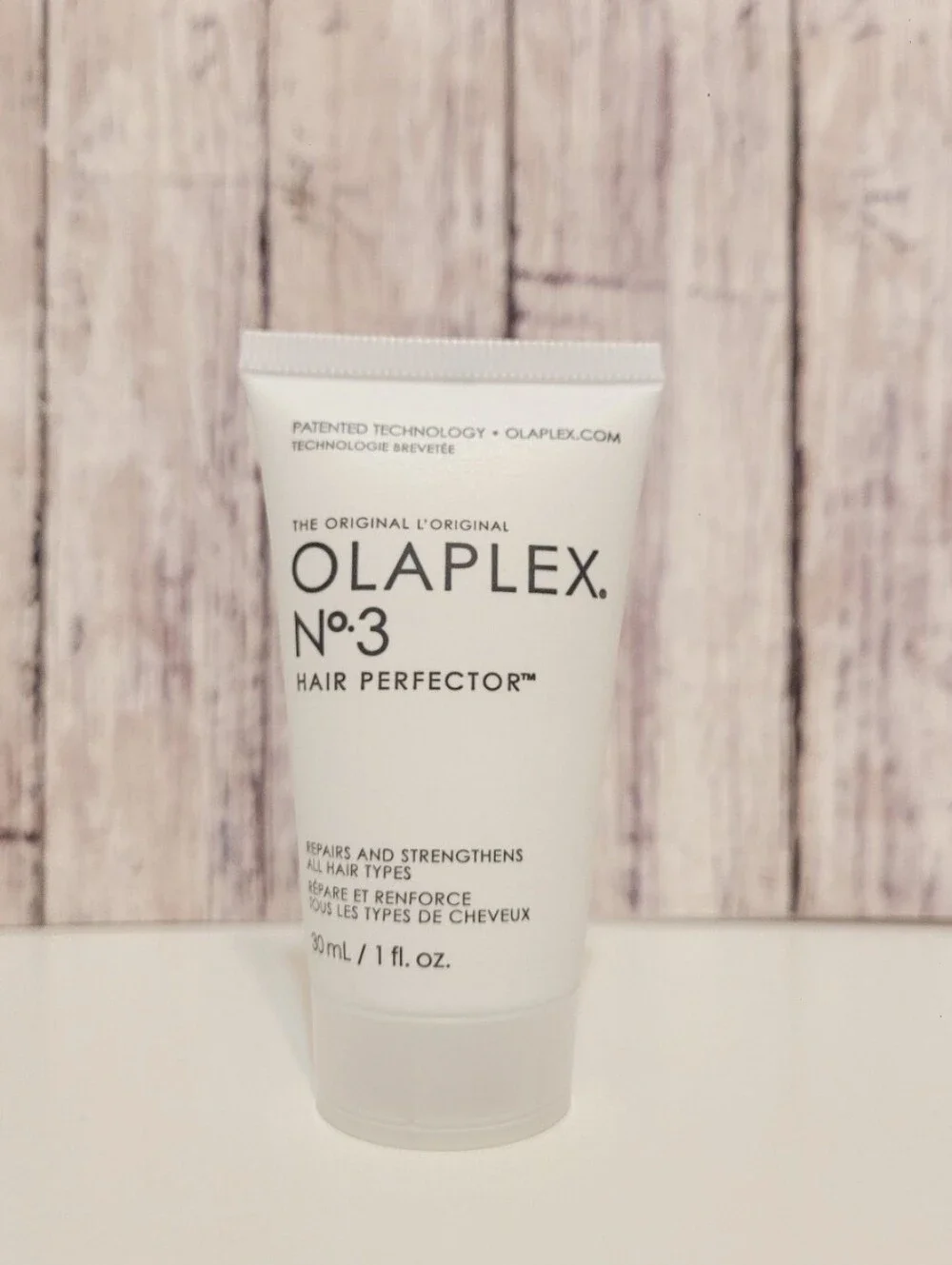 OLAPLEX No.3 Hair Perfector Tube - White